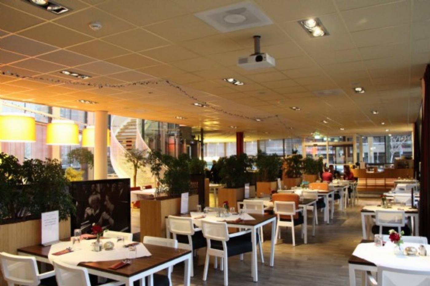 Het restaurant van het JBC Visserhuis, Joods woonzorgcentrum in Den Haag Het restaurant van het JBC Visserhuis, Joods woonzorgcentrum in Den Haag